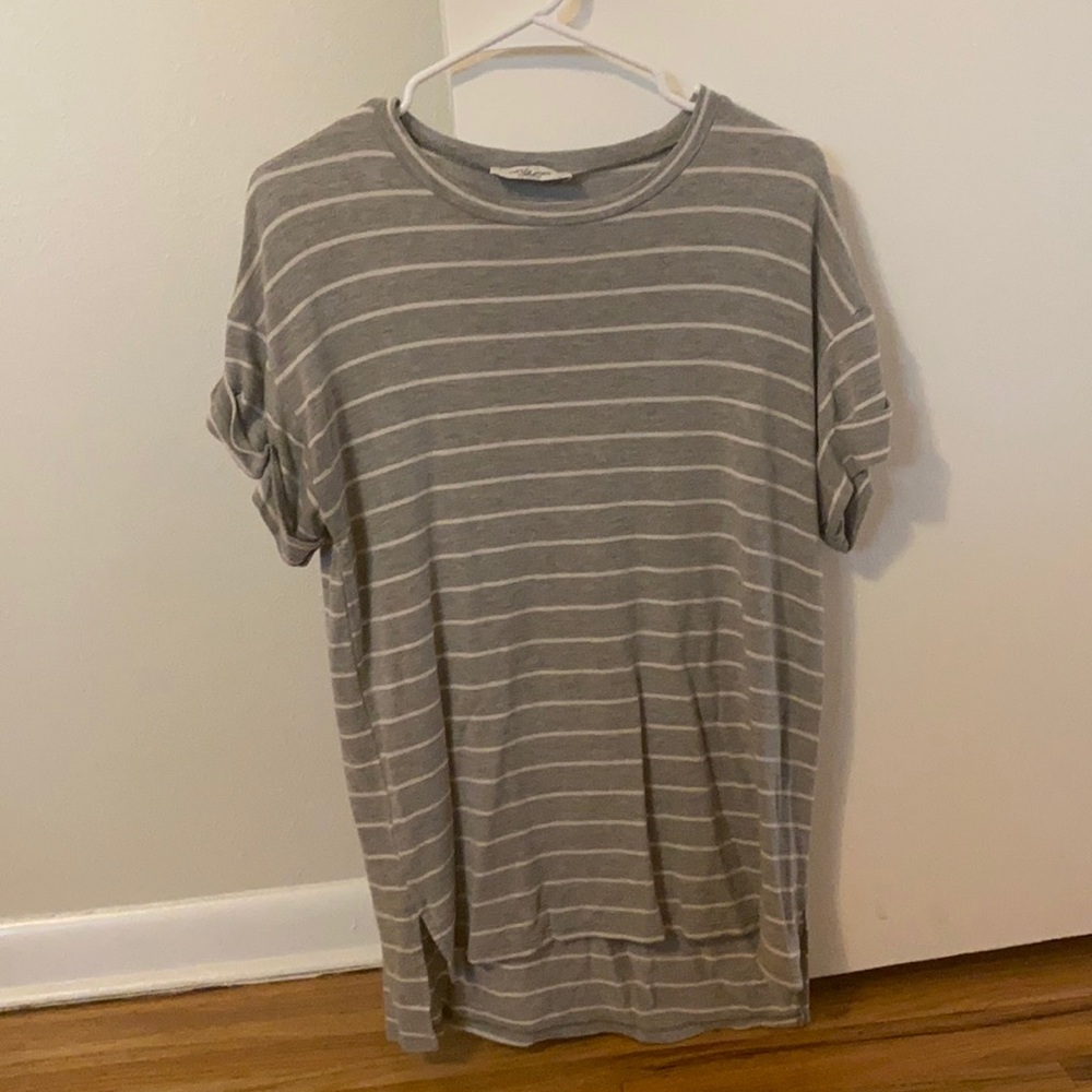 Carly Jean LA medium shirt